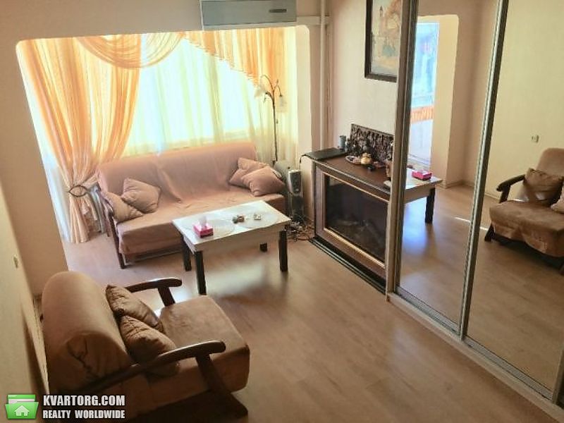 Sell 3-room apartment. Киев,  Жукова — photo 1