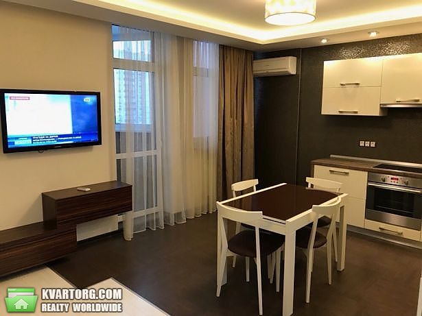 Rent out 1-room apartment. Киев,  Эрнста — photo 6