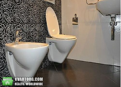 Rent out 1-room apartment. Киев,  Салютная — photo 2