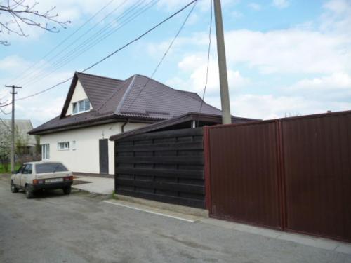 Sell house. Днепропетровск, Озёрная улица — photo 1