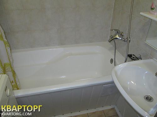 Rent out 2-room apartment. Киев,  Квитневый — photo 7