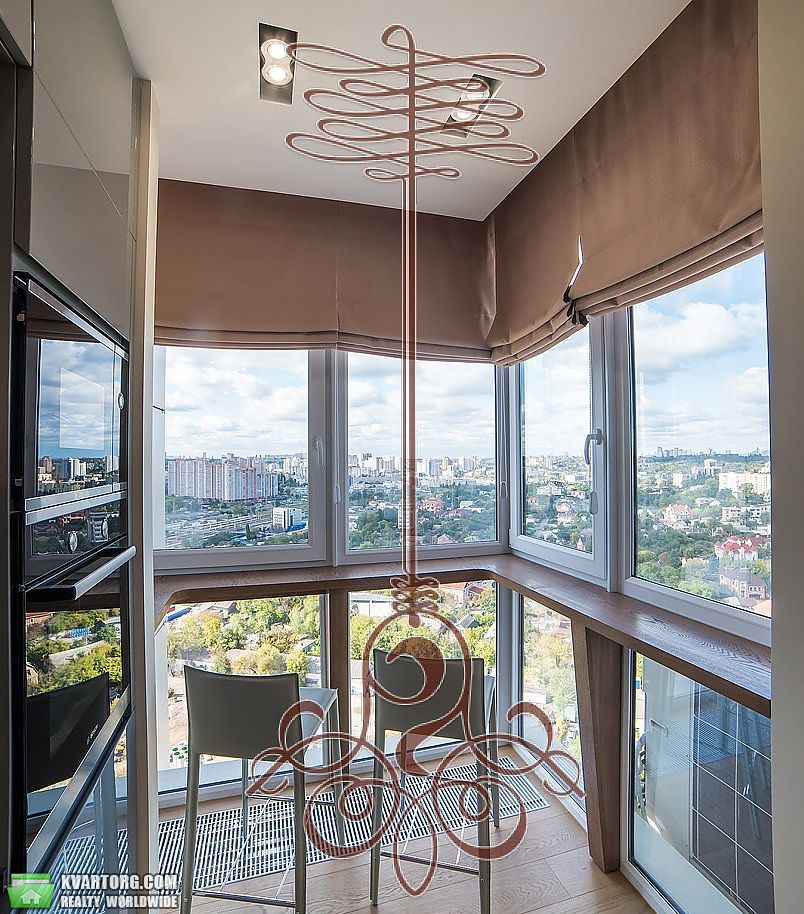 Sell 4-room apartment. Киев,  Драгомирова — photo 5