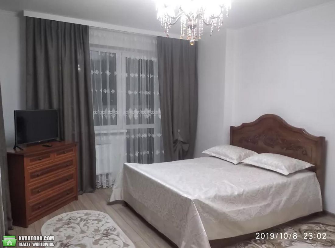 Rent out 3-room apartment. Киев,  Перова бул — photo 5