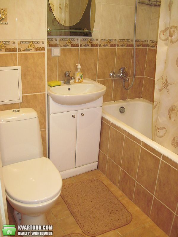 Sell 1-room apartment. Киев,  Жилянская — photo 1