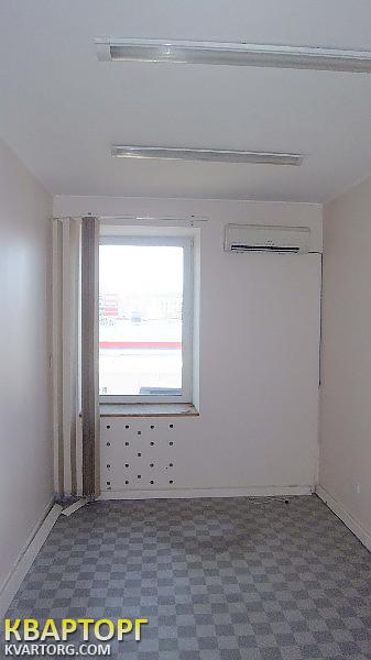 Rent out office. Киев, Жилянская — photo 1