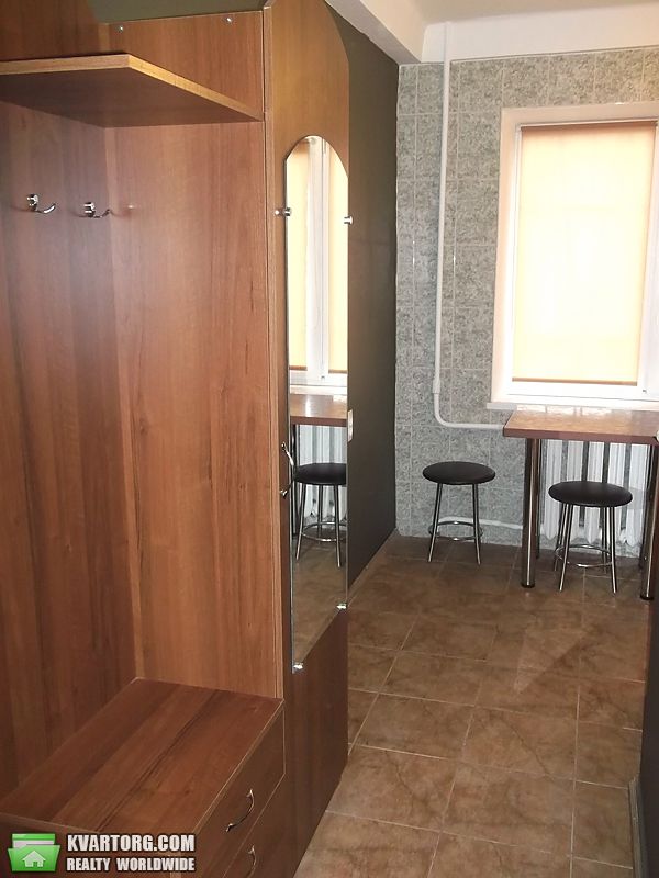 Rent out 1-room apartment. Киев,  Карбышева — photo 4