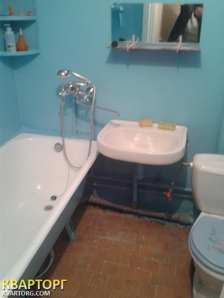 Rent out 1-room apartment. Киев,  Семьи Сосниных — photo 5