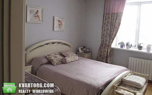 Sell 3-room apartment. Киев,  Предславинская — photo 1