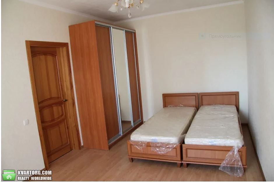 Rent out 2-room apartment. Киев,  Градинская — photo 5