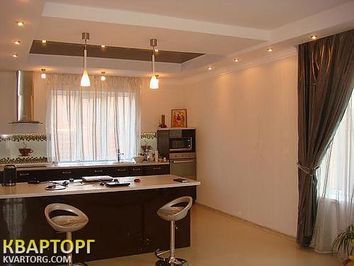 Rent out house. Киев,  Садовая Осокорки — photo 1