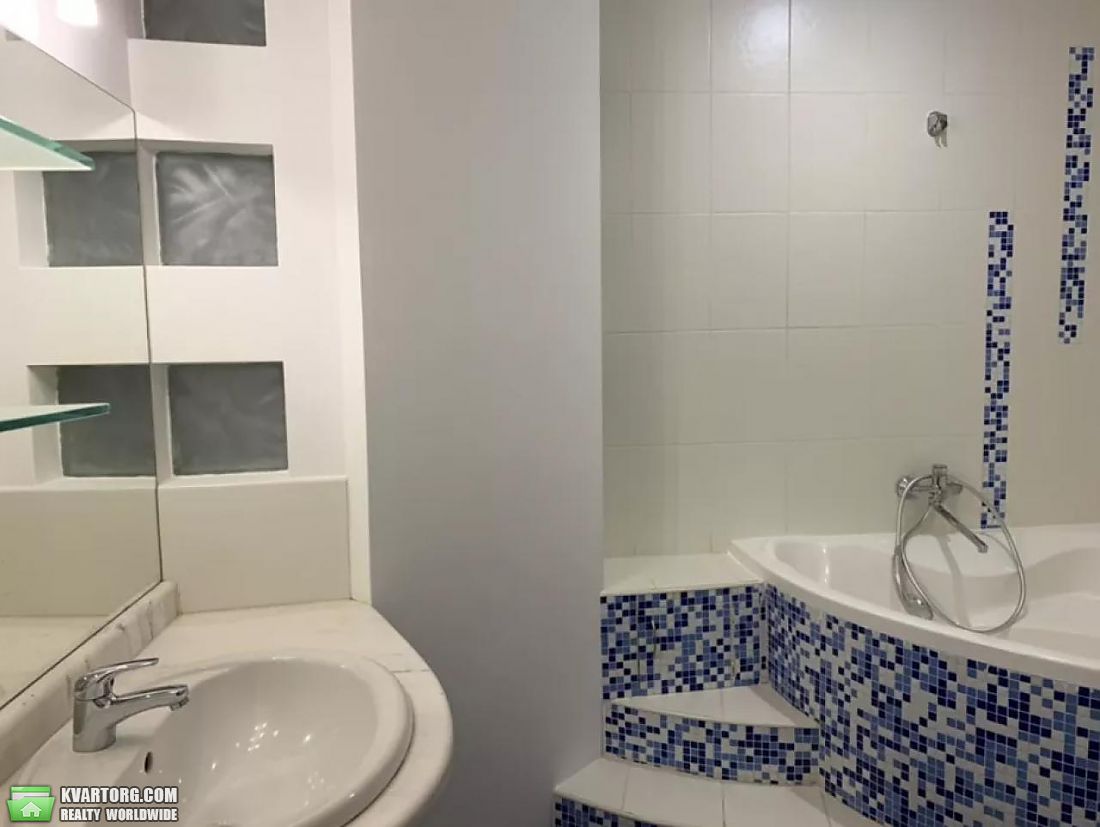 Rent out 3-room apartment. Киев,  Дмитриевская — photo 9