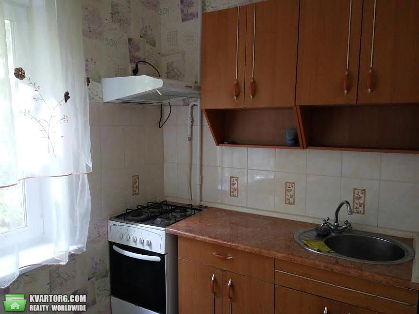 Rent out 1-room apartment. Киев, Демеевская — photo 2