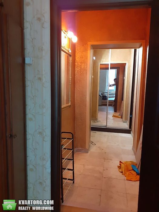 Sell 2-room apartment. Киев,  Краснопольская — photo 2