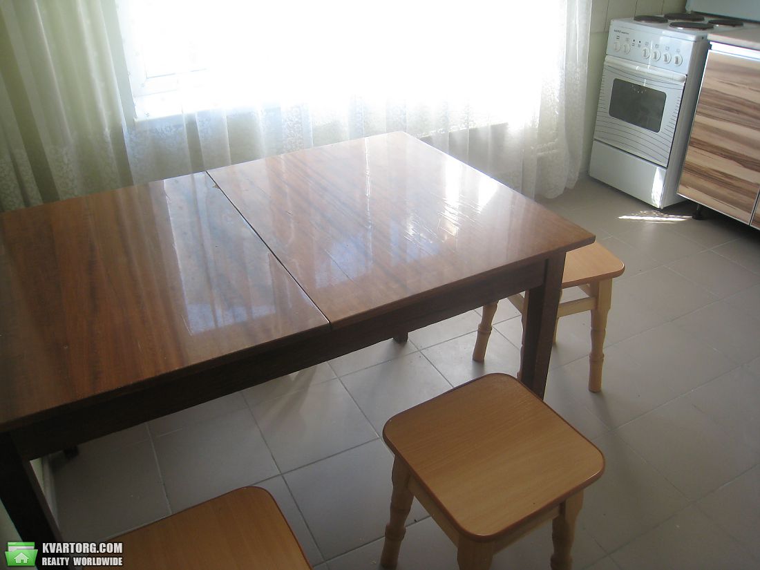 Rent out 2-room apartment. Киев, Братиславская — photo 3