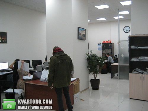 Rent out office. Киев, ул.Жилянская — photo 2
