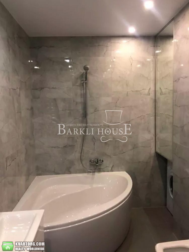 Rent out 3-room apartment. Киев,  Клименко — photo 8