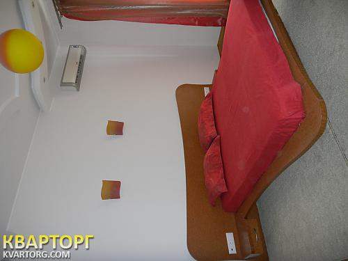 Rent out 2-room apartment. Киев,  Шота Руставели — photo 3