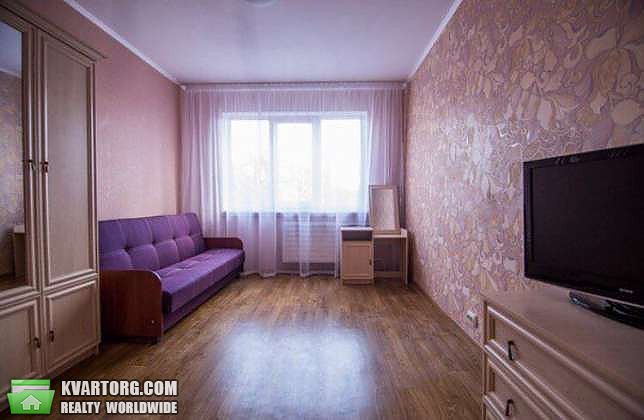 Rent out 3-room apartment. Киев,  Свободы пр — photo 2
