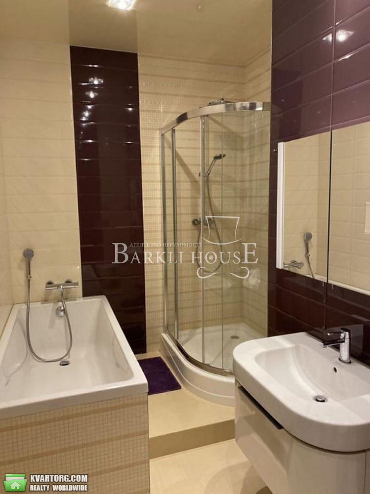 Rent out 2-room apartment. Киев,  Леси Украинки бул — photo 5