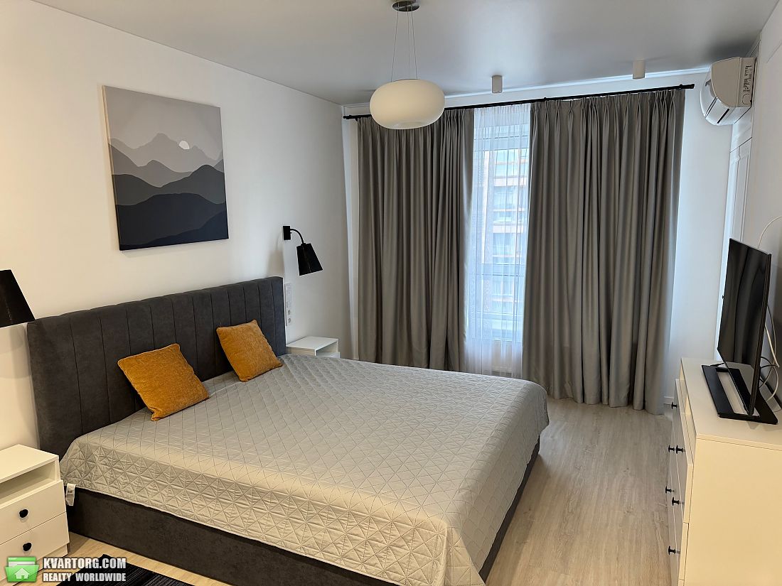Rent out 1-room apartment. Киев, Златоустовская — photo 1