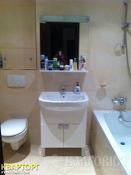 Sell 2-room apartment. Киев,  40-летия Октября просп — photo 4
