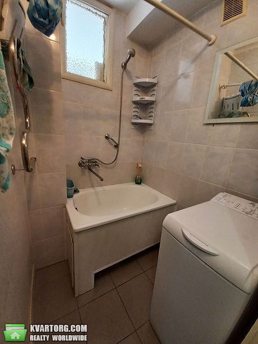 Sell 2-room apartment. Киев,  Соломенская — photo 4