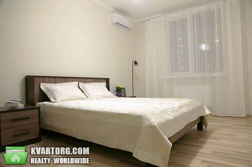 Rent out 2-room apartment. Киев, Ломоносова — photo 1