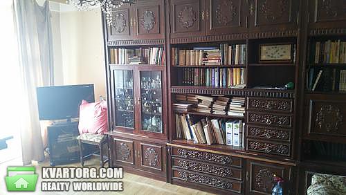 Rent out 3-room apartment. Киев, Тычины — photo 6