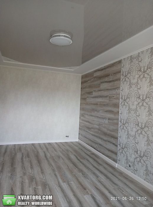 Sell 3-room apartment. Киев,  Харьковское шоссе — photo 1