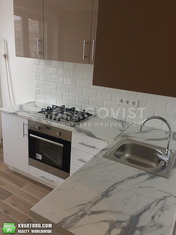 Sell 2-room apartment. Киев,  Виноградный пер — photo 2