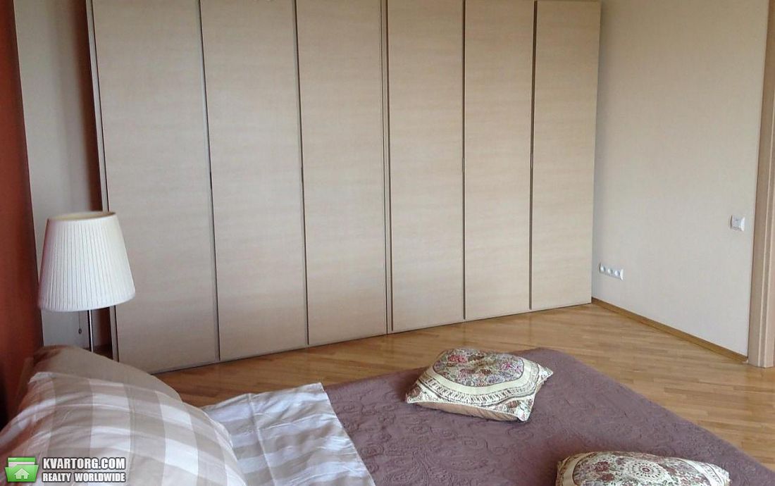 Rent out 2-room apartment. Киев,  Ломоносова — photo 2