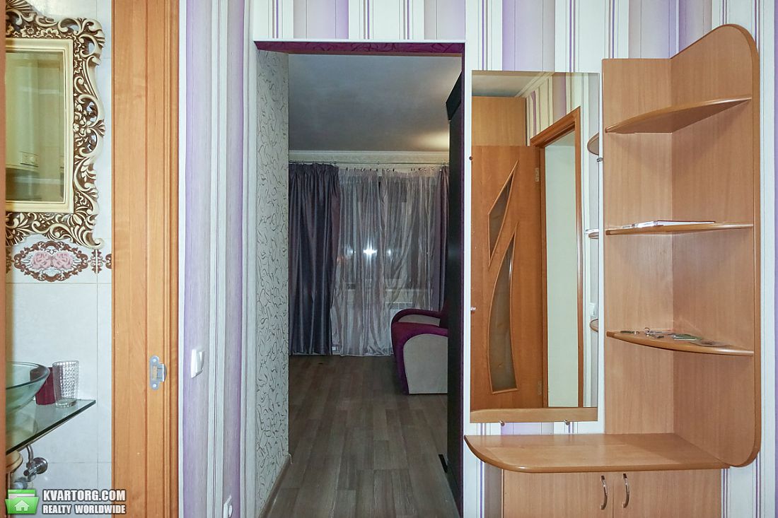 Rent out 1-room apartment. Киев,  Антоновича — photo 8