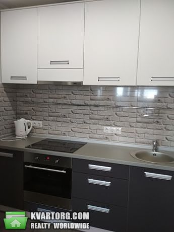 Sell 1-room apartment. Киев, Мирная — photo 1