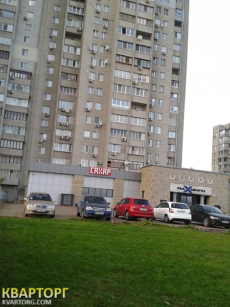Rent out 1-room apartment. Киев, Декабристов — photo 1