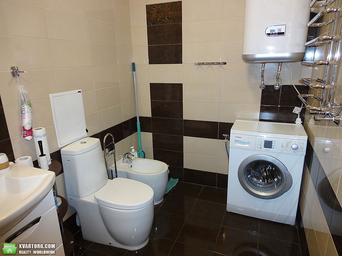 Rent out 3-room apartment. Одесса, Французский бульвар — photo 10