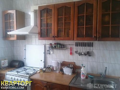 Sell 4-room apartment. Киев,  Петровского — photo 4