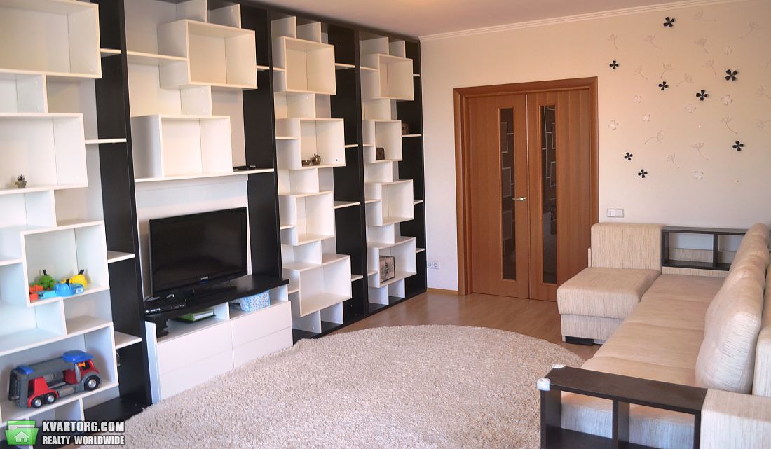 Rent out 3-room apartment. Киев,  Чаадаева — photo 5