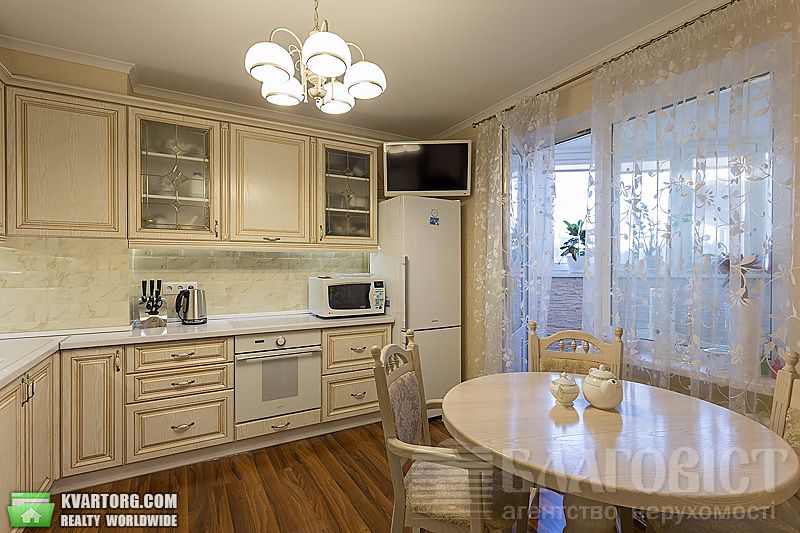 Sell 3-room apartment. Киев,  Белицкая — photo 1