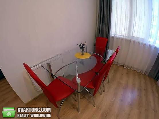 Rent out 2-room apartment. Киев,  Феодосийская — photo 1