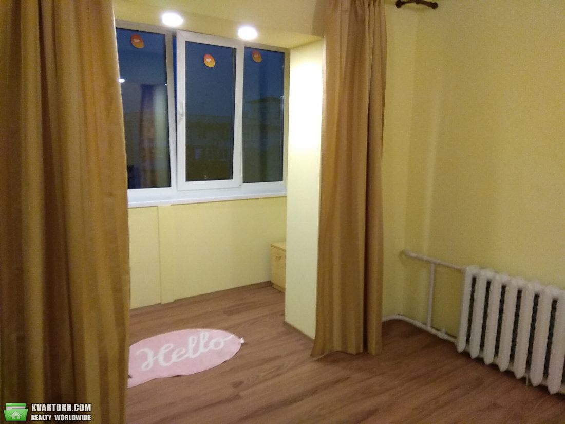 Rent out 1-room apartment. Киев,  Волкова — photo 1