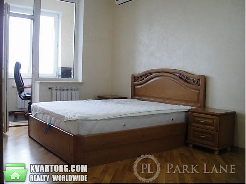 Sell 2-room apartment. Киев, Срибнокильская — photo 1