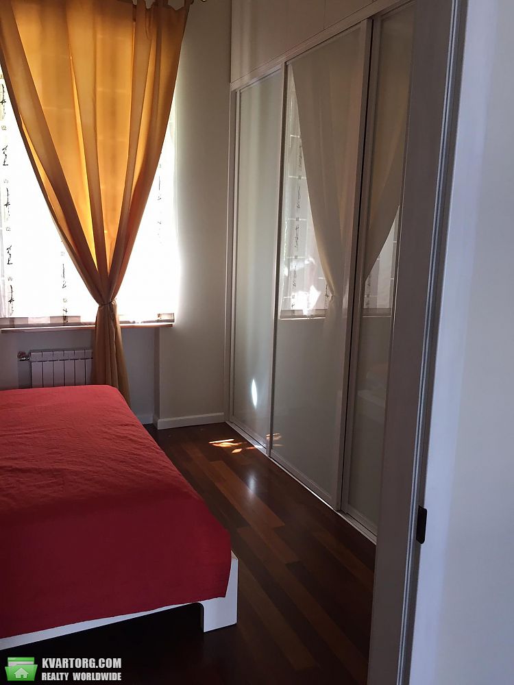 Rent out 2-room apartment. Киев,  Городецкого — photo 3