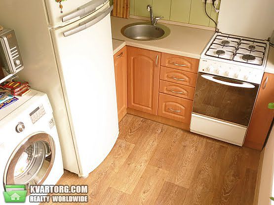 Sell 2-room apartment. Киев,  Соломенская — photo 1