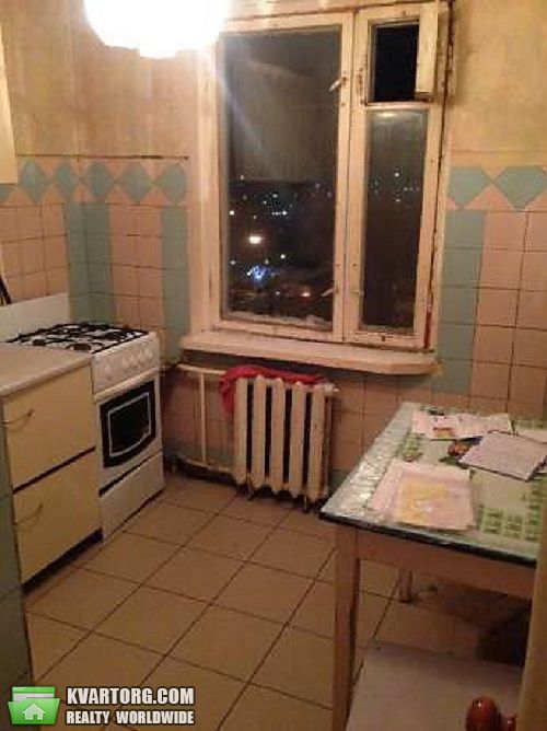Sell 3-room apartment. Киев,  Зодчих — photo 4