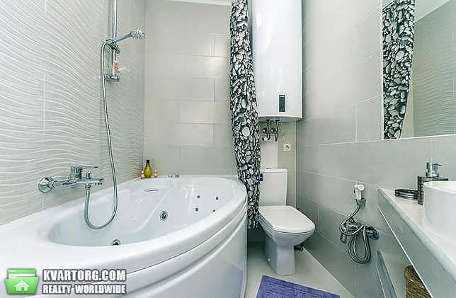 Rent out 3-room apartment. Днепропетровск, Ул. Косиора — photo 1