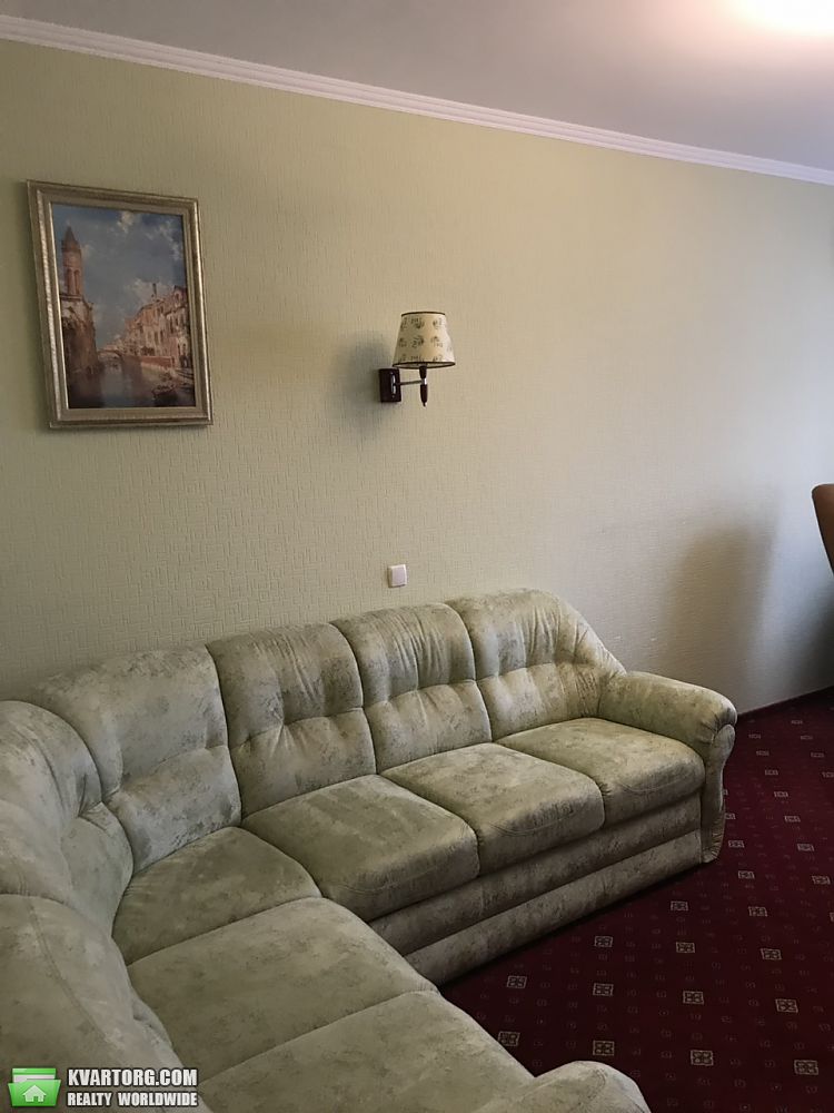 Rent out 3-room apartment. Киев, Окипной — photo 6