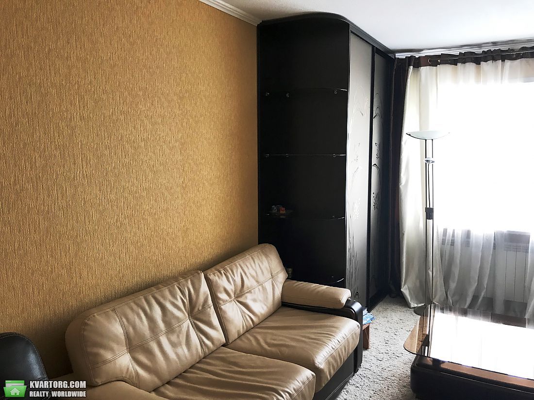Sell 3-room apartment. Киев,  Яблонской — photo 9