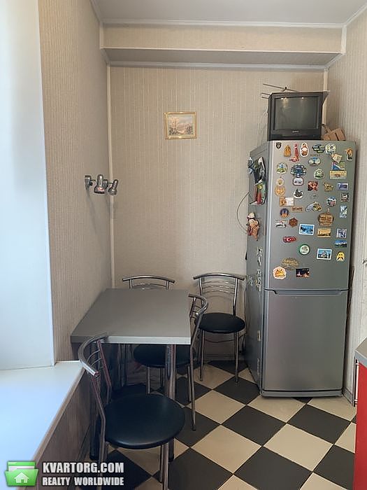 Sell 3-room apartment. Киев,  Краковская — photo 2