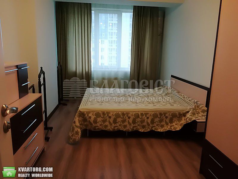 Rent out 2-room apartment. Киев,  Днепровская наб — photo 3