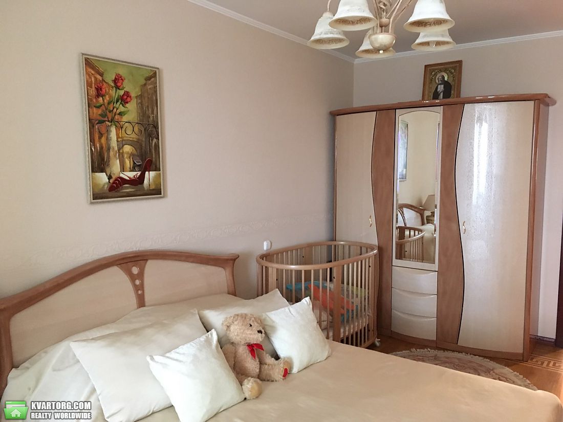 Sell 3-room apartment. Киев,  Мельникова — photo 9